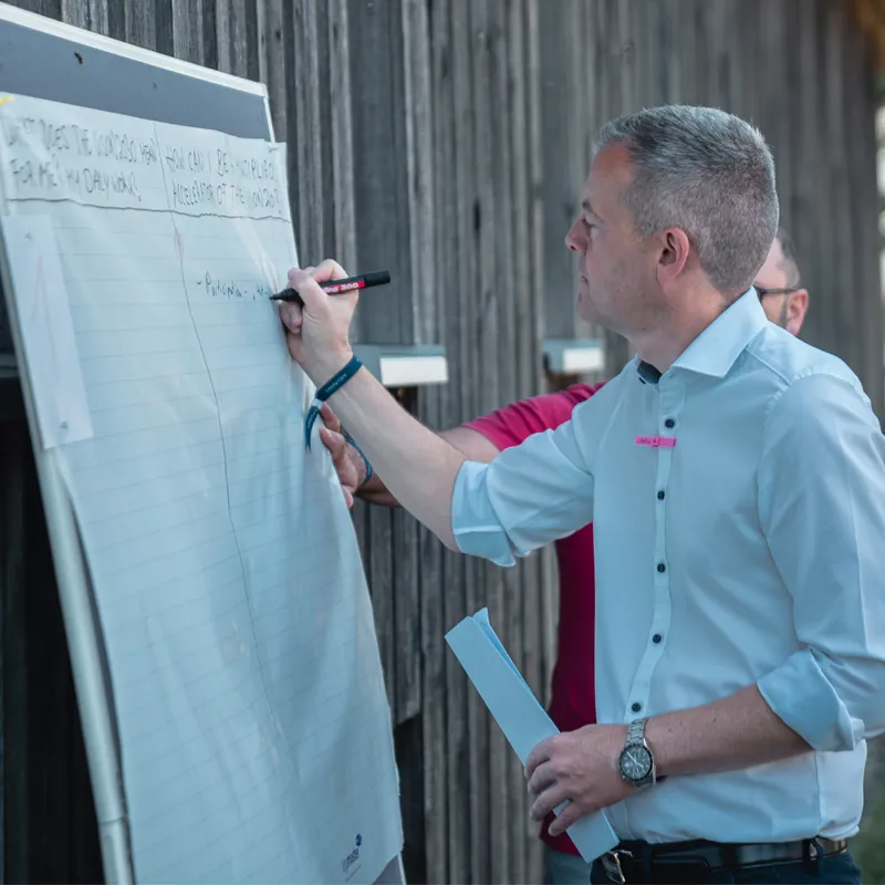 Stefan Rieder bei einem Workshop von AdEx Partners